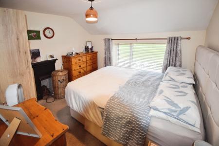 3 bedroom Detached house for sale in Croft lane, Croft, PE24