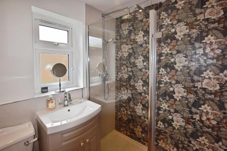 4 bedroom Semi-detached house for sale in Eden Close, Skegness, PE25