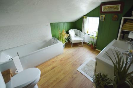 3 bedroom Detached house for sale in Gunby Road, Orby, PE24