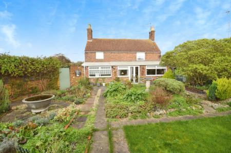 3 bedroom Detached house for sale in Gunby Road, Orby, PE24