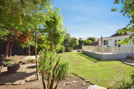 3 bedroom Detached bungalow for sale in Hesketh Crescent, Skegness, PE25