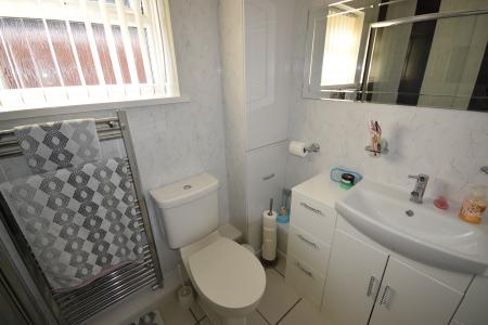 2 bedroom Bungalow for sale in Holden Drive, Burgh Le Marsh, PE24