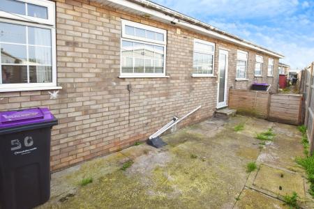 2 bedroom Terraced bungalow for sale in Langton Court, Skegness, PE25