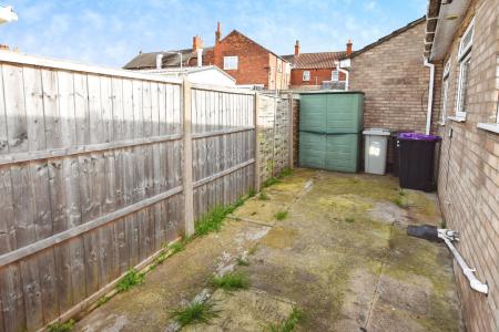 2 bedroom Terraced bungalow for sale in Langton Court, Skegness, PE25