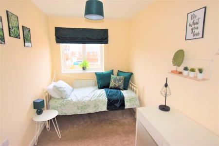 3 bedroom End of terrace house for sale in Lumley Fields, Skegness, PE25