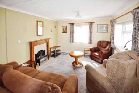 2 bedroom Park home for sale in Mallard Way, Beacon Park, Skegness, PE25