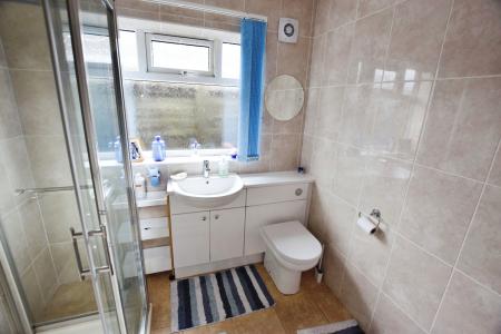 2 bedroom Detached bungalow for sale in Mayfield Grove, Skegness, PE25