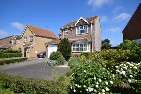 3 bedroom Detached house for sale in Merrills Way, Ingoldmells, PE25