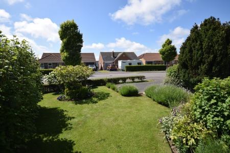 3 bedroom Detached house for sale in Merrills Way, Ingoldmells, PE25