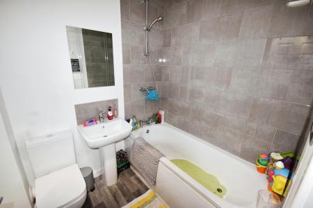3 bedroom End of terrace house for sale in Normanby Road, Skegness, PE25