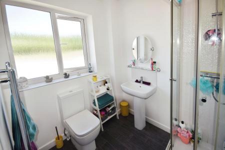 3 bedroom End of terrace house for sale in Normanby Road, Skegness, PE25