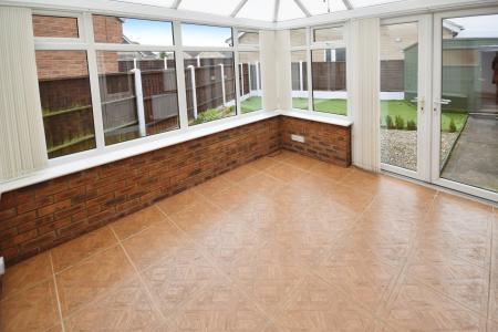 2 bedroom Semi-detached bungalow for sale in Parkers Close, Burgh Le Marsh, PE24