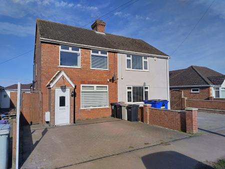 4 bedroom Semi-detached house for sale in Skegness Road, Burgh Le Marsh, PE24