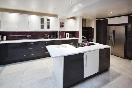 4 bedroom Semi-detached house for sale in Skegness Road, Burgh Le Marsh, PE24