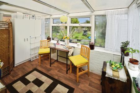 2 bedroom Detached bungalow for sale in Station Road, Burgh Le Marsh, PE24