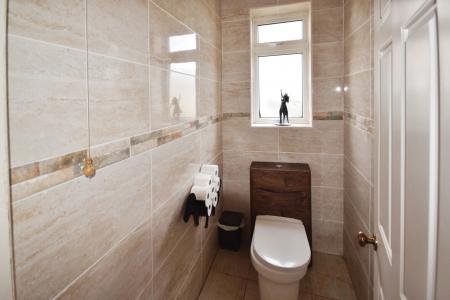 3 bedroom Detached house for sale in Sunningdale Drive, Skegness, PE25