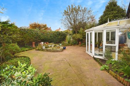 3 bedroom Detached house for sale in Sunningdale Drive, Skegness, PE25