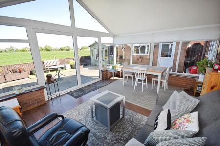 3 bedroom Detached bungalow for sale in Sycamore Close, Croft, PE24