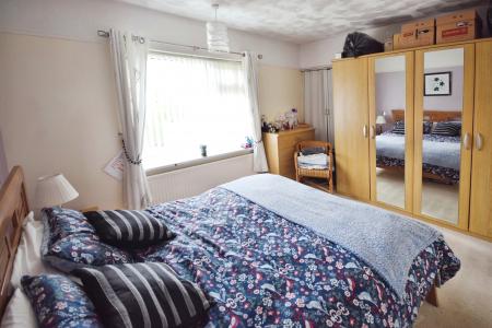 2 bedroom Semi-detached house for sale in The Drive, Skegness, PE25