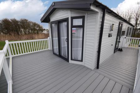 3 bedroom Caravan for sale in The Meadows, Southview Leisure Park, Skegness, PE25