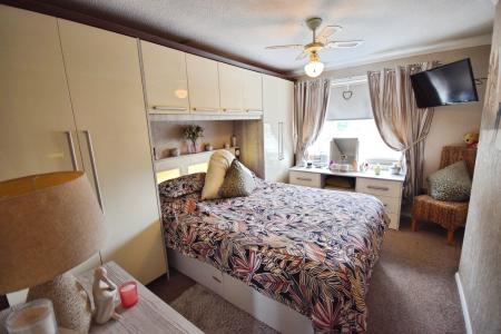 4 bedroom Detached house for sale in Burghley Road, Skegness, PE25