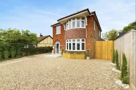 4 bedroom Detached house for sale in Scremby Road, Candlesby, PE23