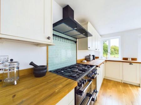 4 bedroom Detached house for sale in Scremby Road, Candlesby, PE23