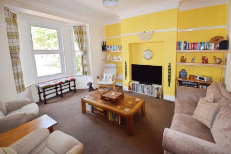 5 bedroom Semi-detached house for sale in Algitha Road, Skegness, PE25