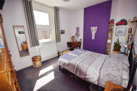 5 bedroom Semi-detached house for sale in Algitha Road, Skegness, PE25