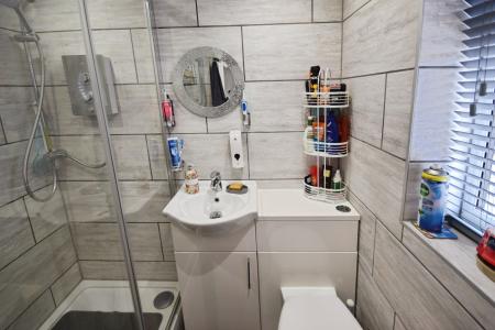 5 bedroom Semi-detached house for sale in Richmond Drive, Skegness, PE25