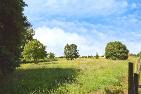 2 bedroom Detached house for sale in Croft Lane, Croft, PE24