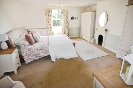 7 bedroom Detached house for sale in Mill Lane, Welton-Le-Marsh, PE23