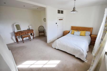 7 bedroom Detached house for sale in Mill Lane, Welton-Le-Marsh, PE23