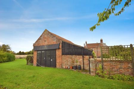 7 bedroom Detached house for sale in Mill Lane, Welton-Le-Marsh, PE23