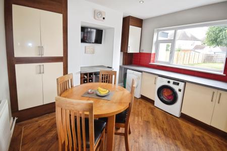 5 bedroom Detached house for sale in Drummond Road, Skegness, PE25