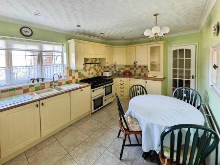 2 bedroom Detached bungalow for sale in Martin Way, Skegness, PE25