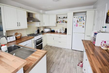 4 bedroom Detached house for sale in Montgomery Road, Skegness, PE25