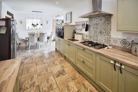 6 bedroom Detached house for sale in Sea View Road, Skegness, PE25