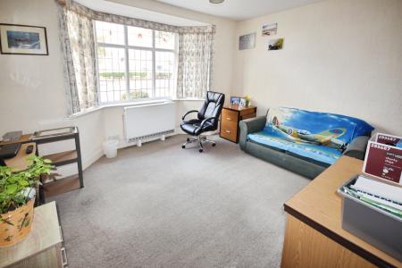 5 bedroom Semi-detached house for sale in Drummond Road, Skegness, PE25