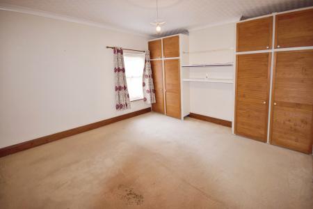 2 bedroom Flat for sale in Lumley Avenue, Skegness, PE25