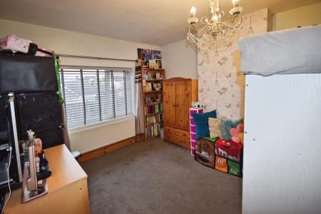 3 bedroom Semi-detached house for sale in Hoylake Drive, Skegness, PE25