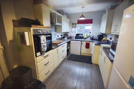 3 bedroom Semi-detached house for sale in Hoylake Drive, Skegness, PE25