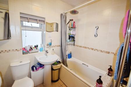 3 bedroom Semi-detached house for sale in Hoylake Drive, Skegness, PE25