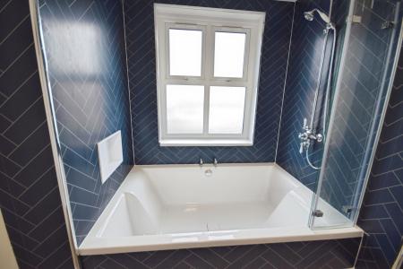 6 bedroom Detached house for sale in Sandbeck Avenue, Skegness, PE25