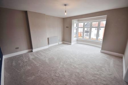 6 bedroom Detached house for sale in Sandbeck Avenue, Skegness, PE25