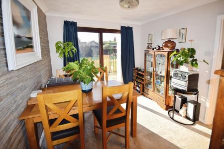 2 bedroom Bungalow for sale in Thames Close, Hogsthorpe, PE24