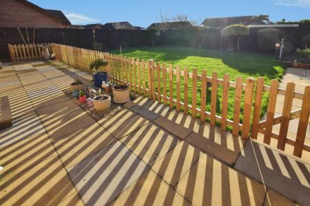 2 bedroom Bungalow for sale in Thames Close, Hogsthorpe, PE24