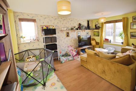 2 bedroom Semi-detached house for sale in Rowland Way, Skegness, PE25