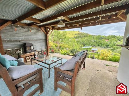 Undercover Entertaining / Sitting Area