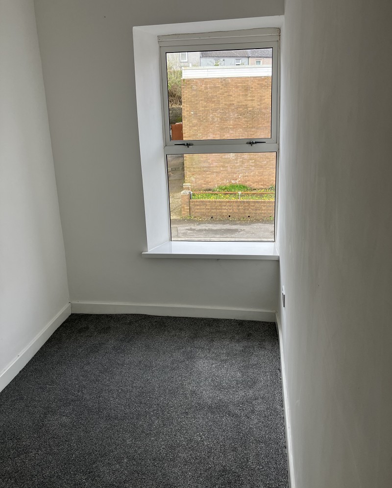 3 bedroom End of Terrace House for rent in Aberdare